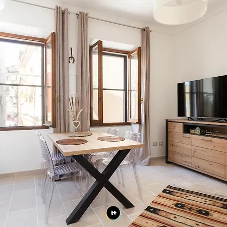 Too - Kristoforo Apartment